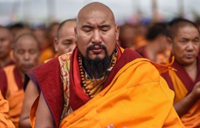 Как называется одежда тибетских монахов